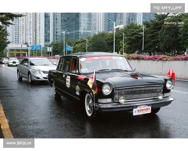 中国汽车的真正顶流!这红旗旗舰近6m长 60多年没谁敢不服? 中国汽车的真正顶流!这红旗旗舰近6m长 60多年没谁敢不服?
